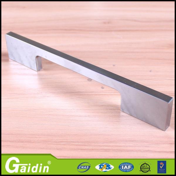 China supplier hardware accessory factory wholesale price high quality industrial aluminum profile cabinet handles