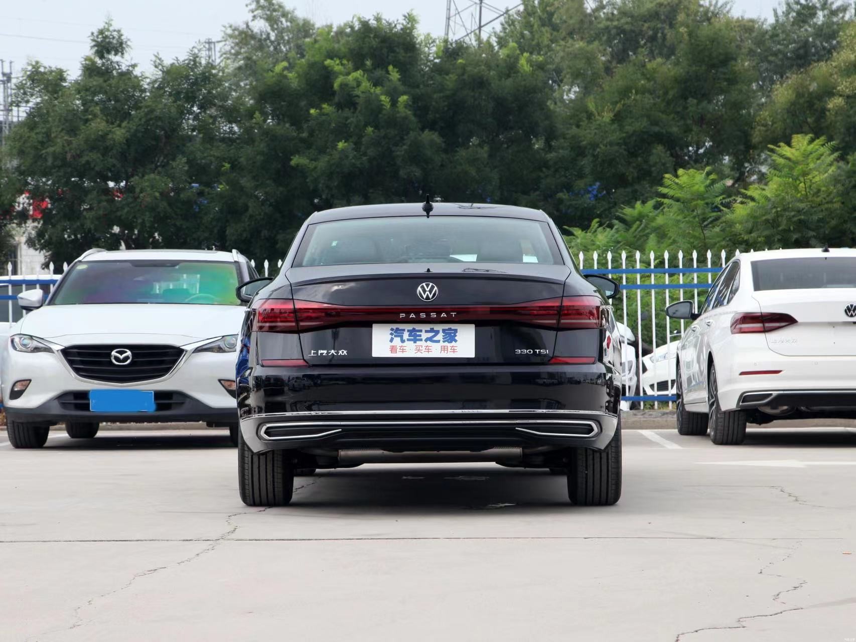 Используемый автомобиль седана версии 2.0T VW Passat 2022 330TSI Jinying средний новый/