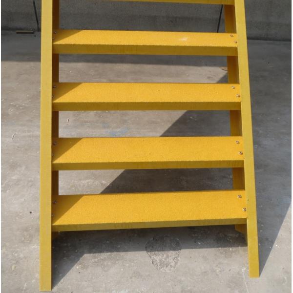Anti-Slip FRP Strips in Customized Colors for Outdoor Plastic Angle Applications