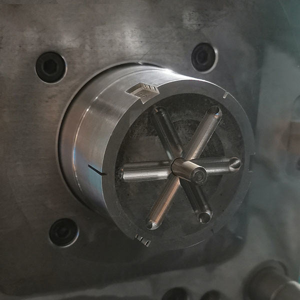 Glossy Finish Custom Injection Mold Auto Parts Plastic Mold Maker