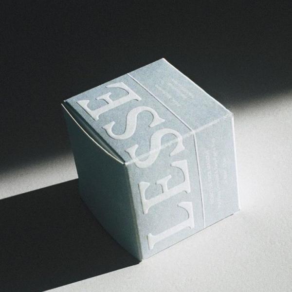 Custom Embossed Cardboard Box Cosmetic Packaging Luxury Paper Boxes With Logo For Skin Care