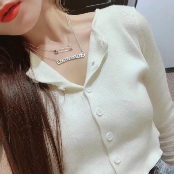 925 Sterling Silver Horseshoe Choker Necklace with 45cm Chain Length and Slim Size for Casual Wear