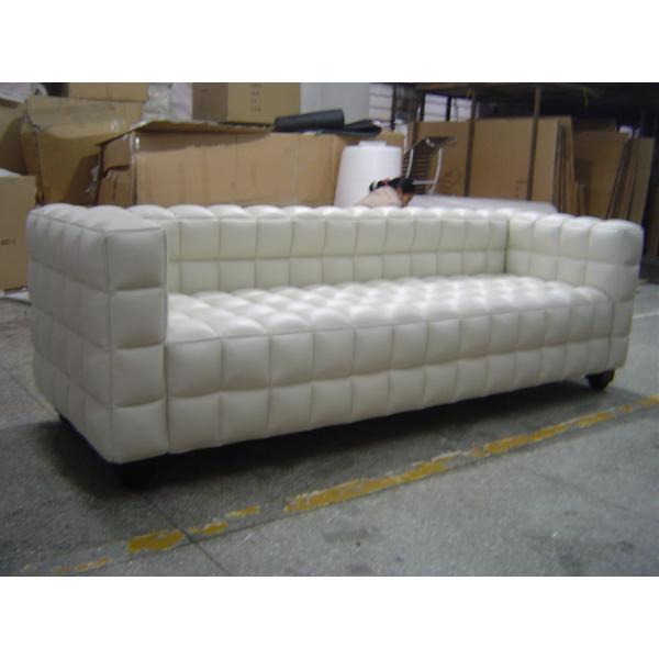 Modern 3 Seater Leather Sofa , Solid Wood Legs Grid Sofa 228 * 88 * 79cm