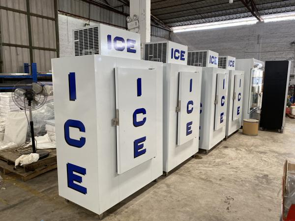 63 Cu. Ft. Commercial Outdoor Ice Freezer , Cold Wall Ice Bag Storage Freezer