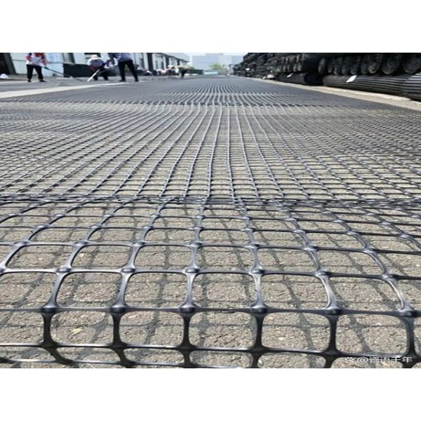 Plastic Animal Barrier Fence Geogrid For Fence Netting
