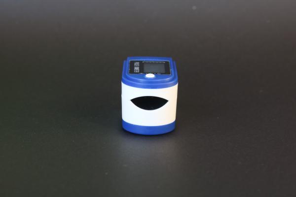 250 Bpm Blood Oxygen Heart Rate Finger Monitor With Wrist Cord