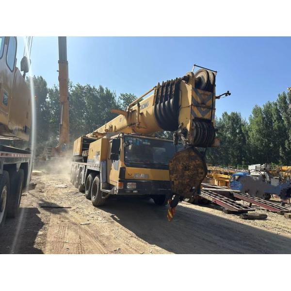 130ton Hydraulic Crane Truck-Mounted Telescopic Crane for Heavy-Duty Applications