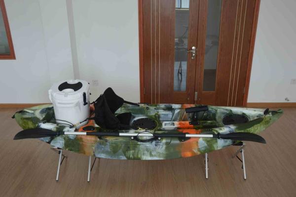 Customized Color Sit On Top Kayak Fishing Boats  275L*78W*40Hcm Normal Backseat
