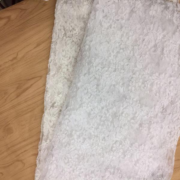 2017 hot sale Bridal Wedding Dress Fabric  Mesh Based Embroiery Lace Fabric in Ivory Color