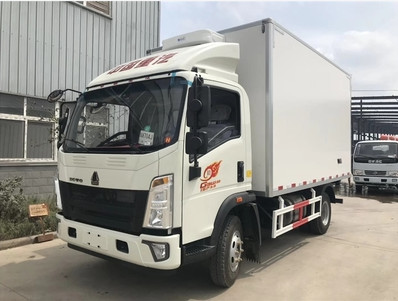 HOWO 4x2 Refrigerated Van Тележка/морепродукты тележка 5 тонн нагружая