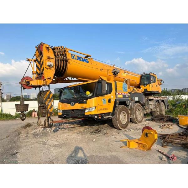 XG 90T 2019 Truck Crane 90% Near Condition 100t Mobile Crane Hydraulic Truck Mounted Crane