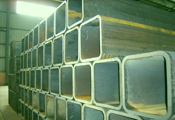 SS400 Black Welded Steel Square Tubing RHS 0.45 - 30 Mm Wall Thickness