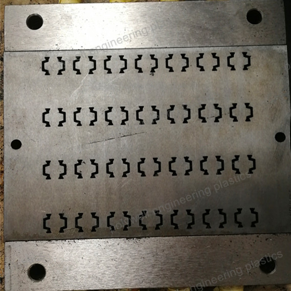 Инструменты штранг-прессования плашек прессформы пластмассы прокладки изоляции жары ПА66