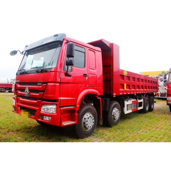 Big Loading 50T SINOTRUK Heavy Duty Dump Truck Driver 8X4 And Chassis