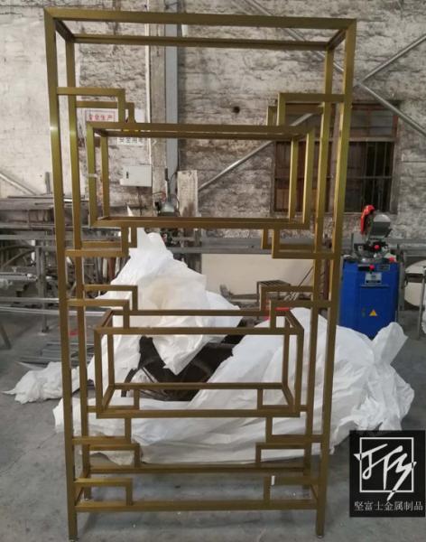 Clothing Shop Gold Stainless Steel Floor Stand High End Store Clothes Display Shelves