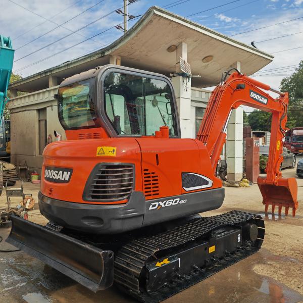 2019 Original Korea Used Doosan Excavator Doosan DX60 Doosan DX75