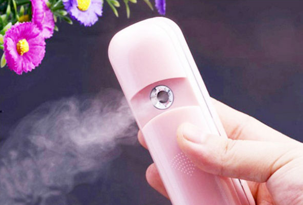 New style beautiful spray painting pink spray perfume glass bottle