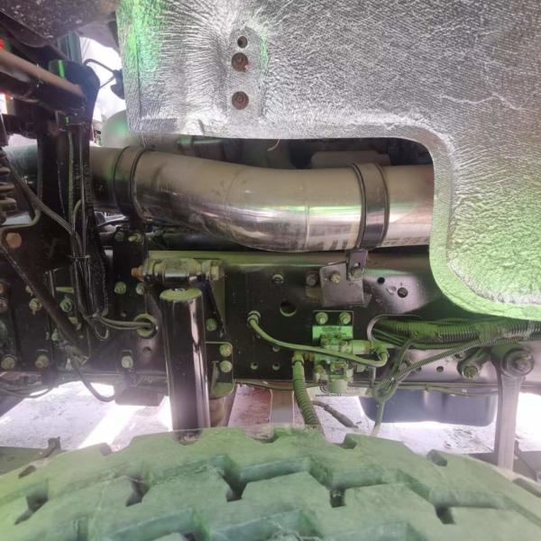 Tires 21-30t Load Capacity Dump Truck with 351-450hp Horsepower and Customized Design