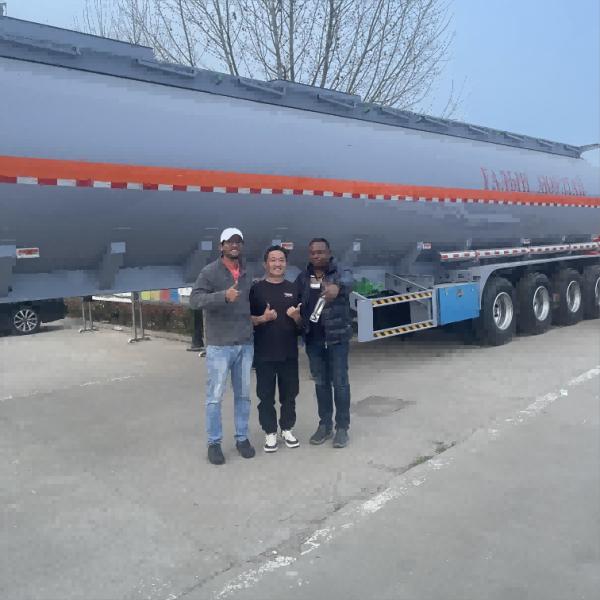 3-Axle 40000-50000 Liter Carbon Steel Diesel Transport Tank Truck Semi-Trailer for Needs