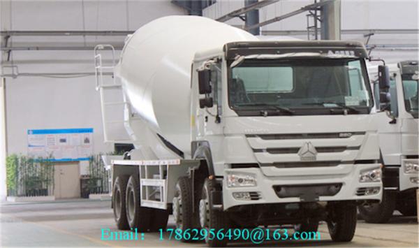 O equipamento de mistura do cimento do Euro II de 8×4 371 HP, caminhão montou o misturador concreto com o táxi HW76