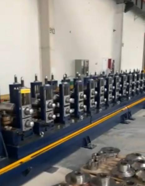 220v C Purlin Cold Roll Forming Machine Steel Specialized For Section