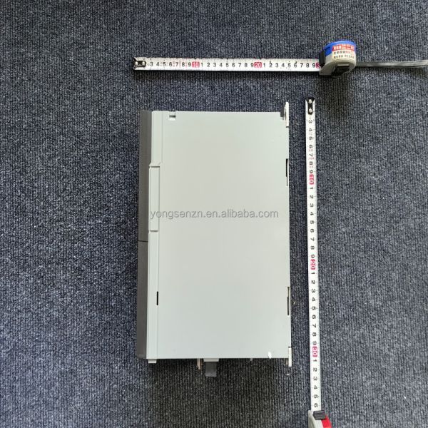 131B3489 FC-102P4K0T4E20H1X Danfoss VFD Drive 4kW Danfoss Variable Frequency Drive for Pump Fan Conveyor Belt