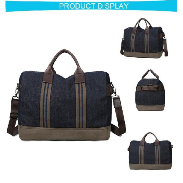 Вещевой мешок большого багажа людей располагаясь лагерем Вашабле с многочисленным вариантом стилей