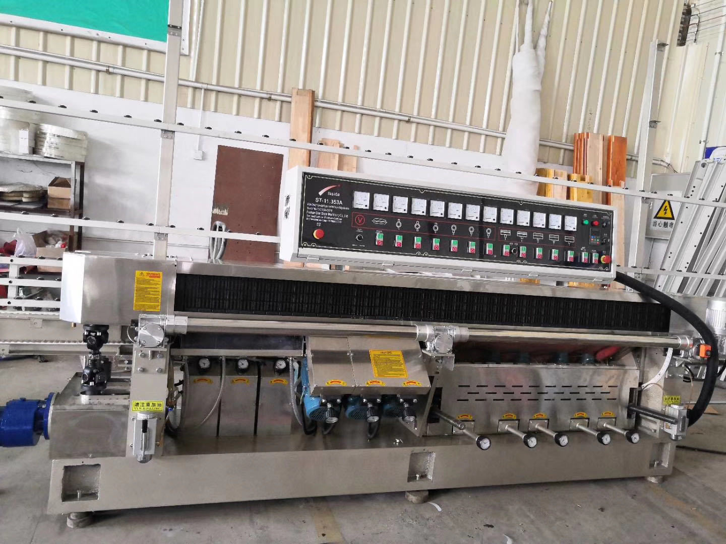 11 Motors Straight Line Glass Edging Machine Multistage 7500*1000*2600mm
