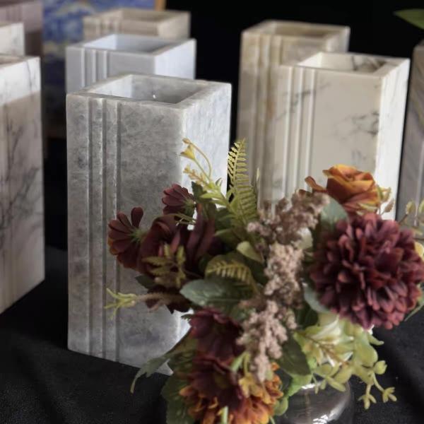 Natural Marble Flower Vase Marble Bud Vase Scratch Resistant For Interior Decoration