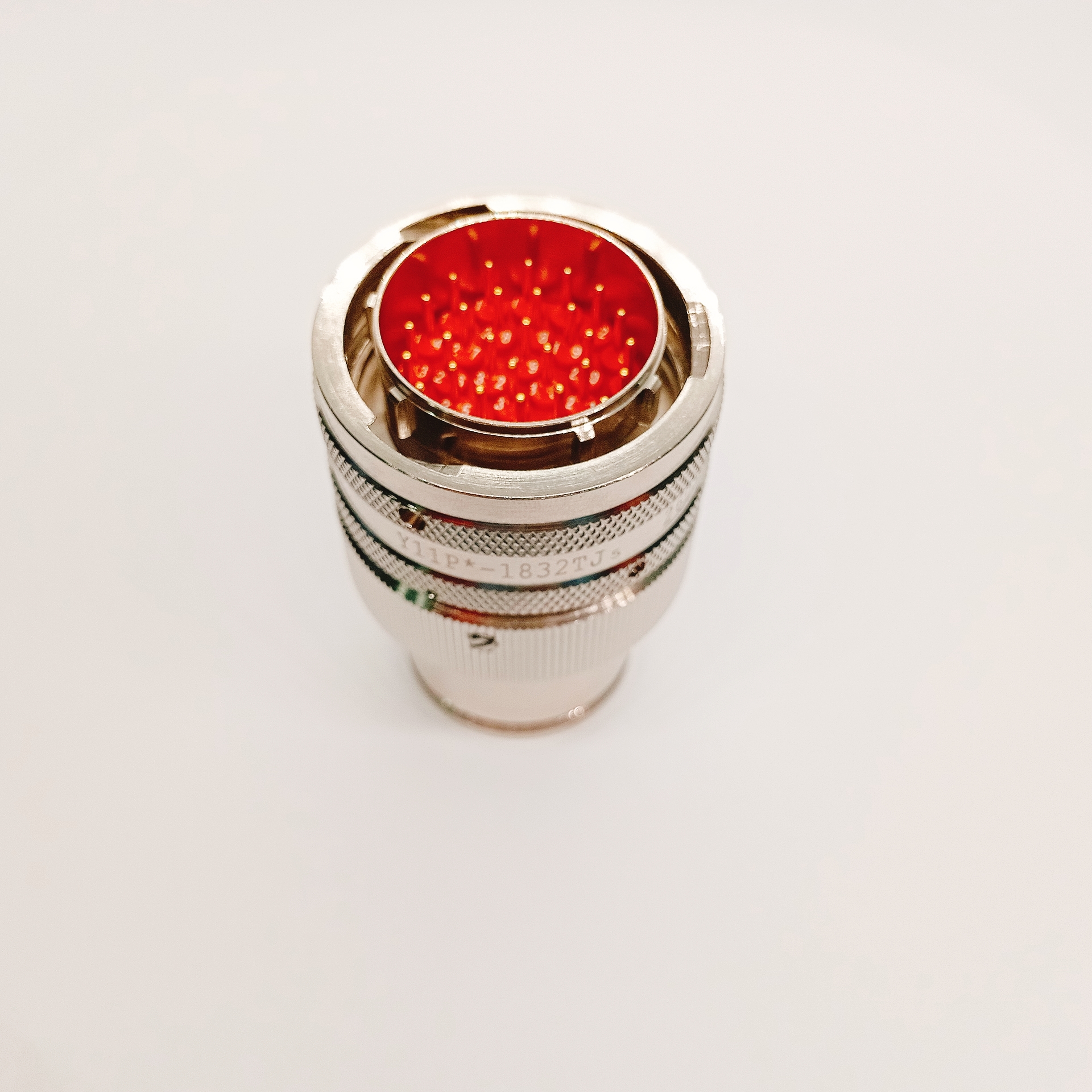  Bayonet Circular Aviation Plug 32 Pin Shielded Connector Y11P*-1832TJ5 Male Plug Connector