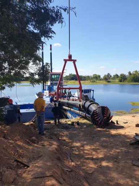 Weichai Diesel Engine Cutter Suction Dredger 14 Inch With Tug Boat