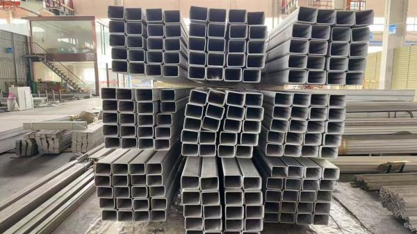 Forge Strength Longevity Industrial Stainless Steel Square Tubes For Automotive Transportation