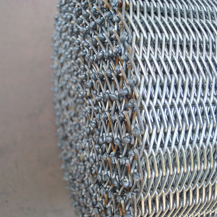 Flexible Wire Mesh Conveyor Belt Offering Excellent Tensile Strength and Resistance to Abrasion for Heavy Load Transport