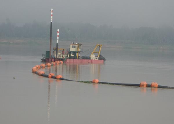 Draga de dragagem da sução do corte do equipamento da construção grande com poder diesel