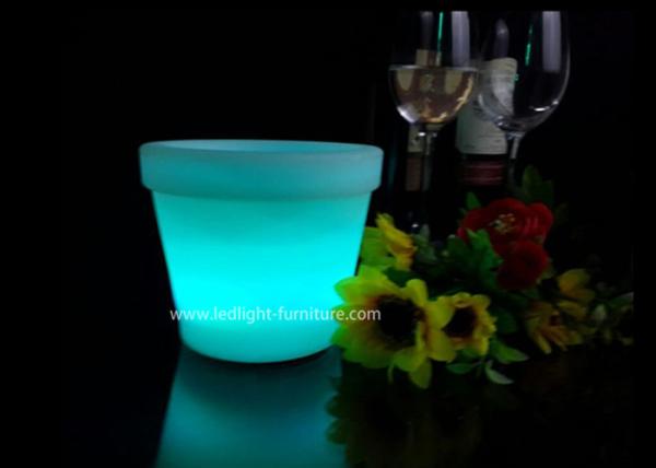 Mini potenciômetros de flor plásticos coloridos do diodo emissor de luz do RGB para a decoração da tabela/jardim