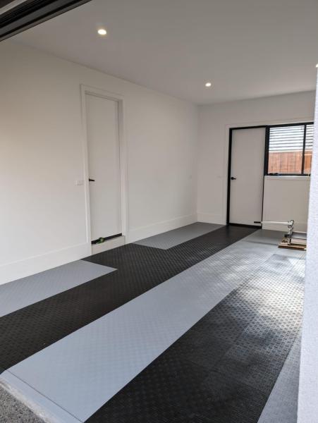 Interlocking Diamond Garage Floor Tile Commercial Polypropylene Garage Flooring