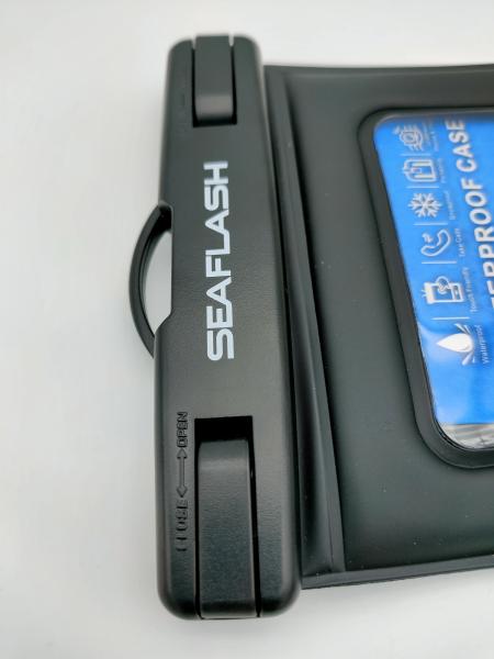 ODM PVC Waterproof Bag For Phone And Keys Thermoplastic Polyurethane Material