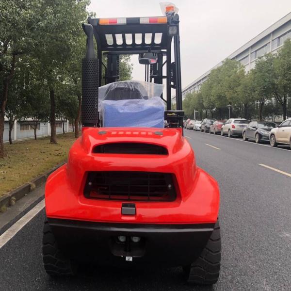 Контейнерный грузоподъемник Высота подъема 3000-5000 мм Угол наклона мачты 6/12 градусов