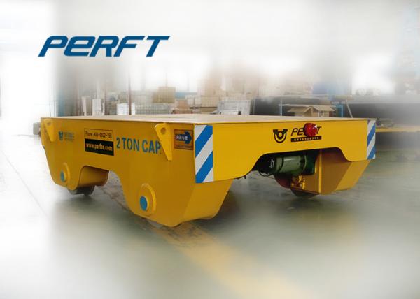 Transporte de 5 Ton Car Plant Trailer Transfer nos trilhos na oficina da fábrica