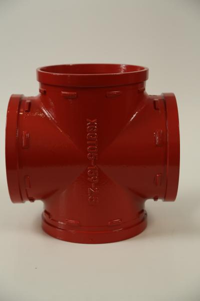 Corrosion Resistance 4 Way Pipe Fitting For Commercial Piping Systems