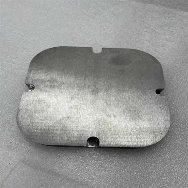 Pièces transformées en WNiFe à la vente à chaud