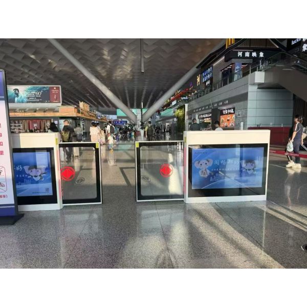 Automatic 2m To 10m Wide  Sliding Door  For Controlled Access In Various Facilities