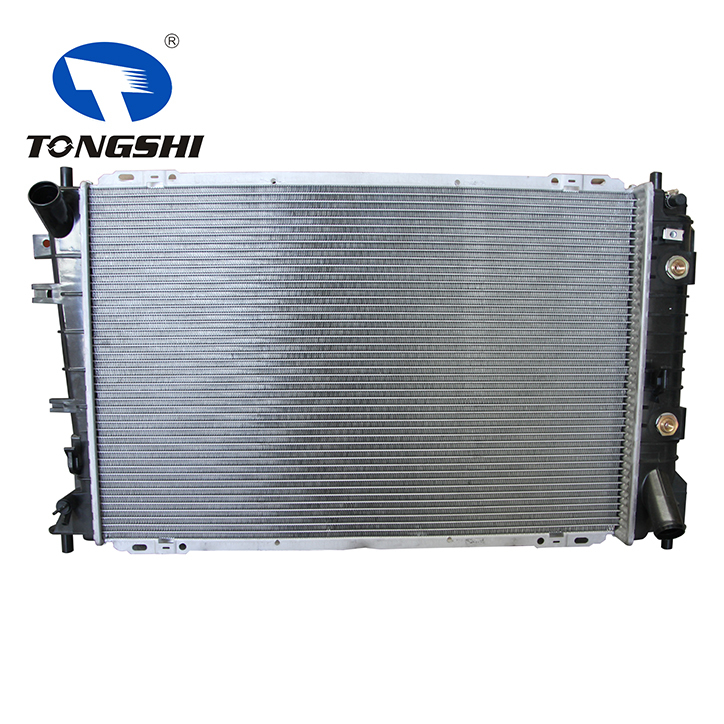 Car Radiator for Ford Crown Victoria Base V8 4.6L 1995-1997 AT