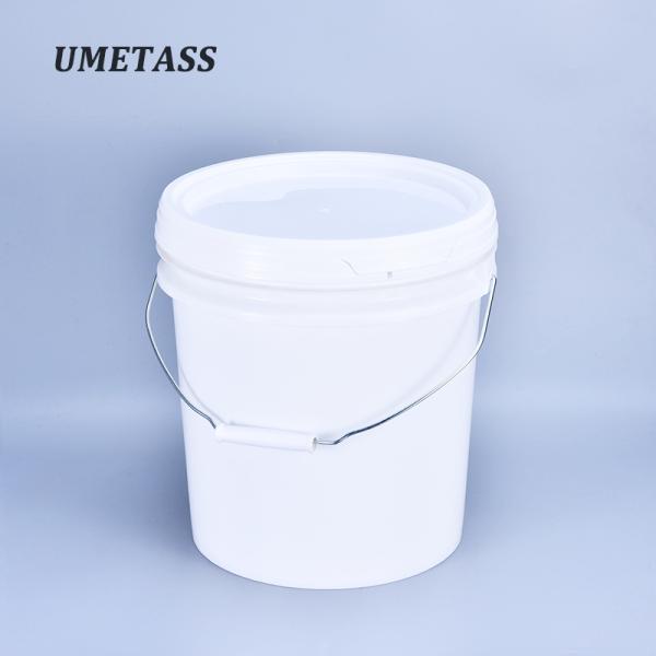 Un seau en plastique de qualité alimentaire de 10 litres pour les glaces, les biscuits et l'huile