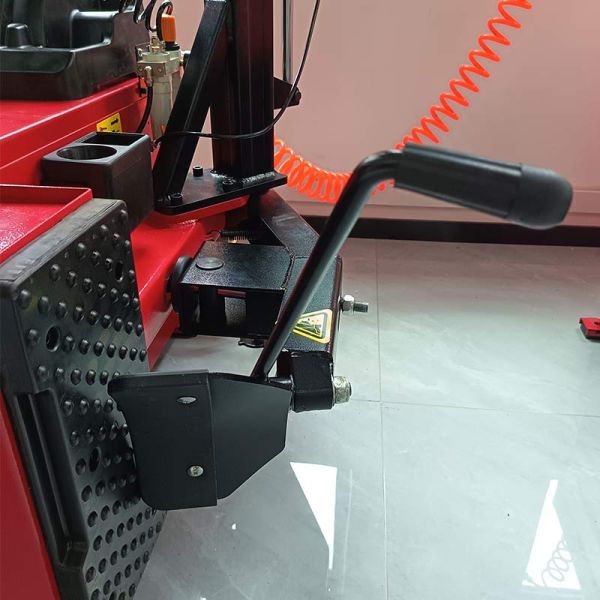 Semi Automatic Tire Changer Machine for 12-24 Inch Tires with Pneumatic Control and Martensitic Steel Removal Head