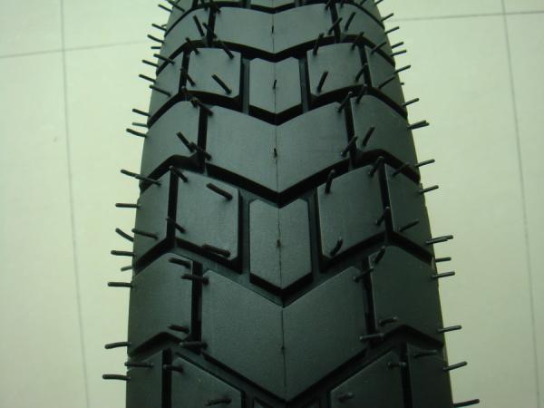 motorcycle tyre