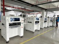 Machine à 4 têtes industrielles à haute précision avec échangeur automatique, support 0201 BGA