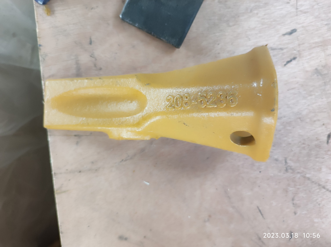 Зуб 208-5236 ведра Backhoe подсказки легированной стали TIG длинный с Pin и стопорным устройством