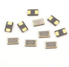 Oscilador de cristal X5032110592MSB2GI HC49 SMD 20pF 20PPM 4MHz Oscilador de cristal 4.000MHz com amostra gratuita