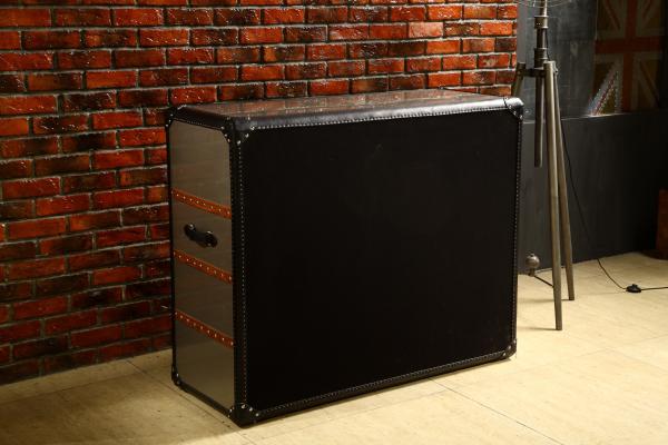 Mirror Steel Vintage Leather Steamer Trunk 5 Drawers Black Genuine Leather Handle Wooden Bar
